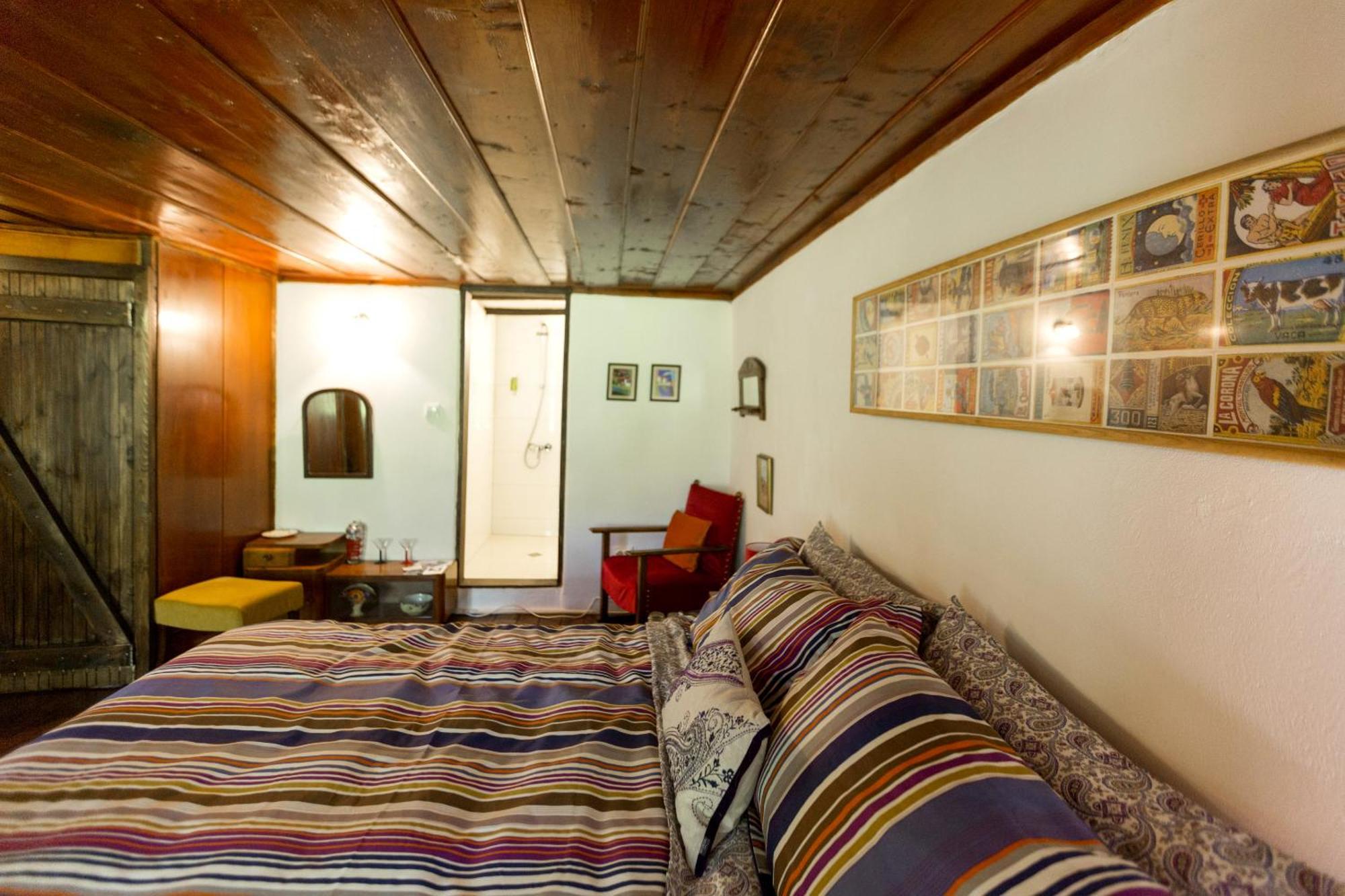 Little River Guest House Gabrovo Exteriör bild