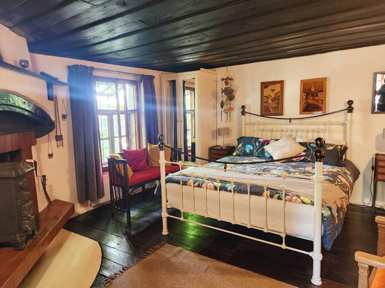 Little River Guest House Gabrovo Rum bild